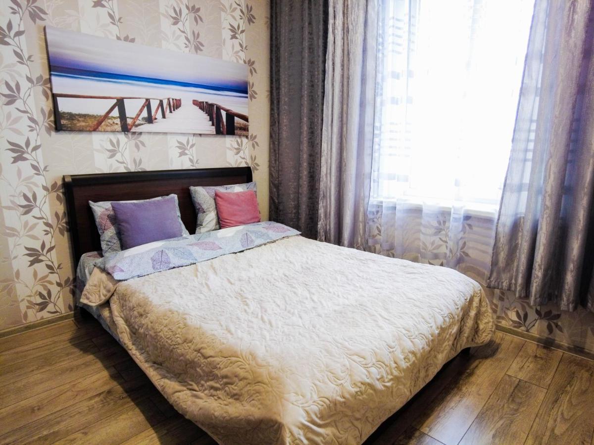 Світло Цілодобово Apartments In The City Center 리비프 외부 사진